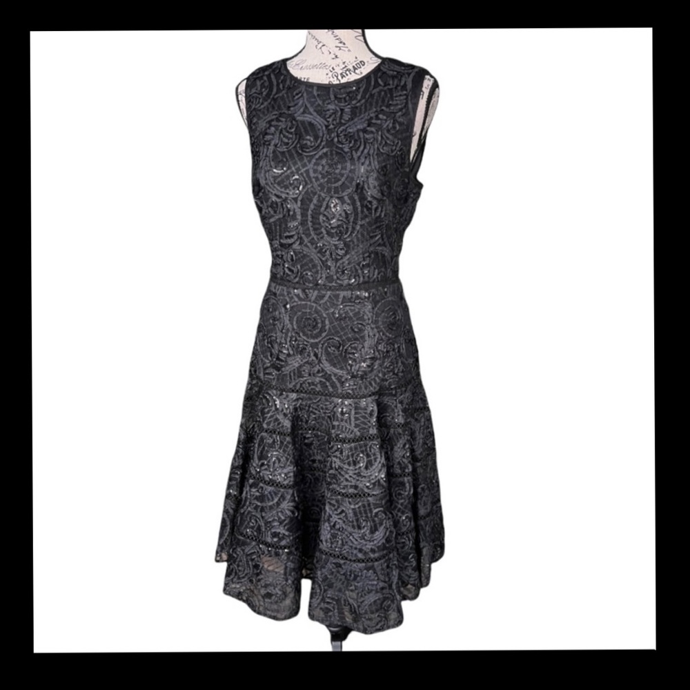 Carmen Marc Valvo Dress - Picture 5 of 15